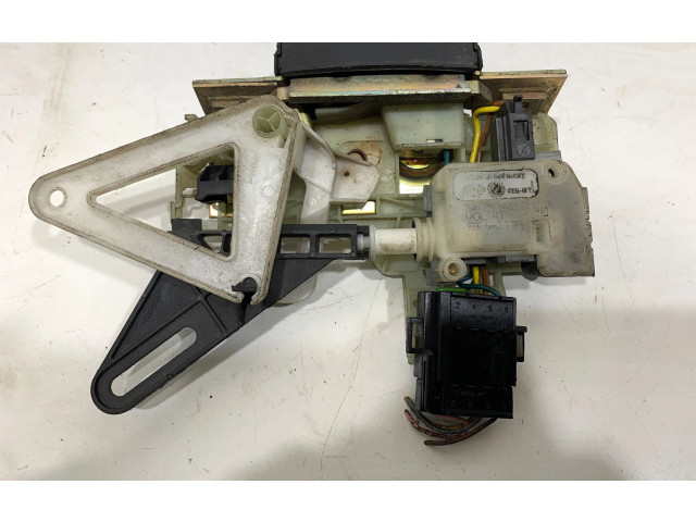 Zámek zadních dveří 6030 Volvo XC90 2003