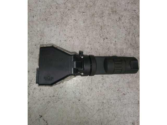 Ручка поворотов/ фонарей Nissan Navara D40