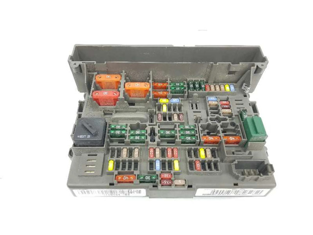 Pojistková skříňka 61149119445, 911944403 BMW 3 E92 E93 2010