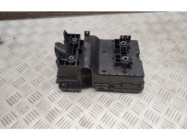 Pojistková skříňka 68239267AC Chrysler Pacifica 2020