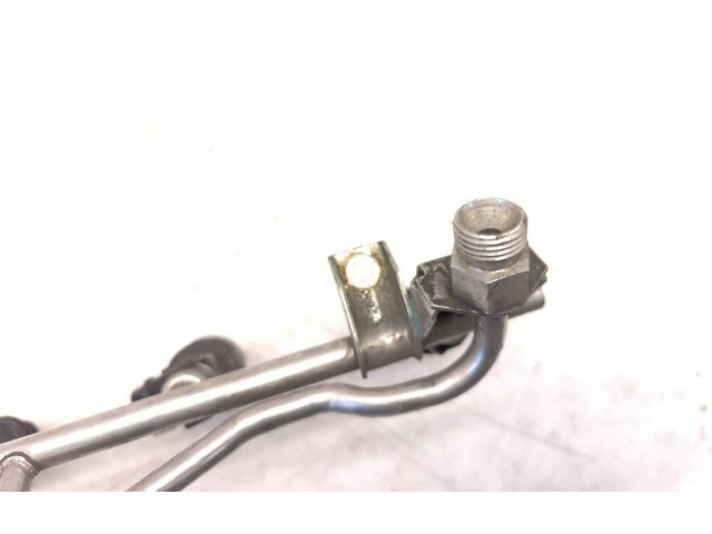 Vstřikovač 90536149 Opel Zafira A