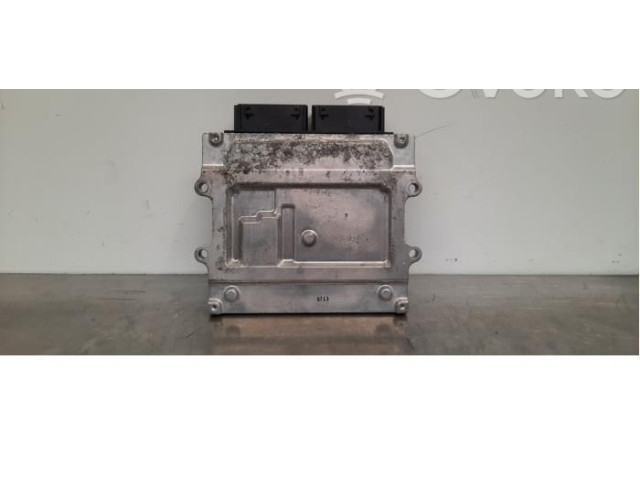 Блок управления двигателя 32242004   Volvo XC90