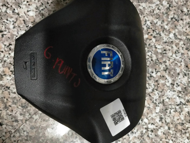 Подушка безопасности водителя 735410446 Fiat Grande Punto