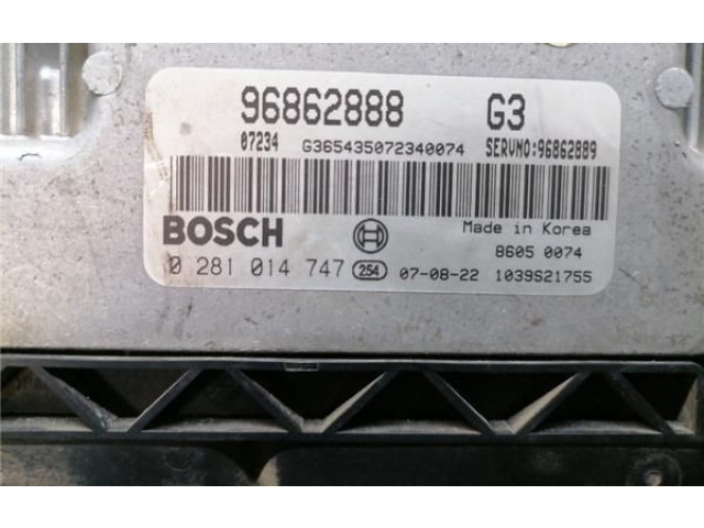 Блок управления двигателем Блок управления 96862888, 281014747 Chevrolet Epica