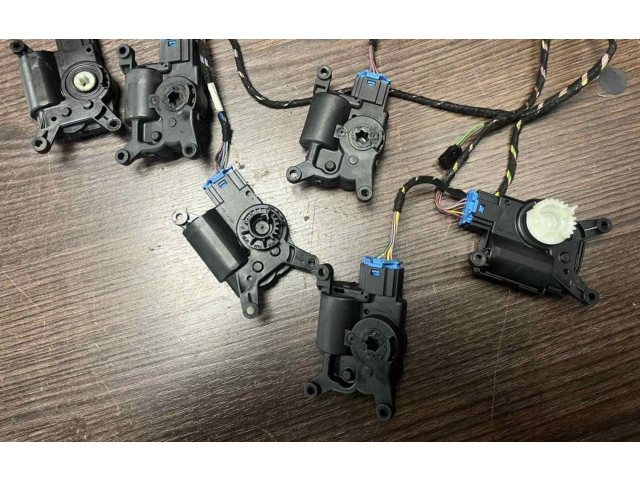 Блок управления климат-контролем 5Q0907511A, 5Q0907511A   Volkswagen PASSAT B8 USA