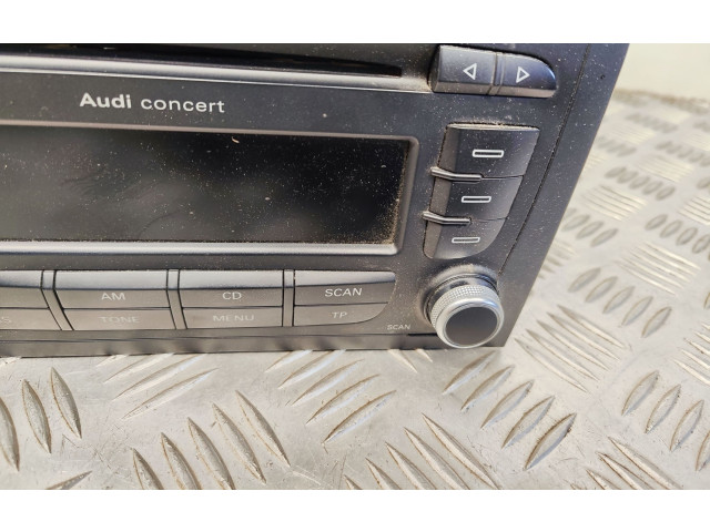 Радио/ проигрыватель CD/DVD / навигация 8P0035186AB   Audi A3 S3 A3 Sportback 8P   для двигателя CDAA