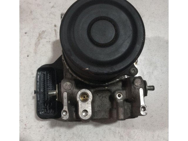 Блок АБС 44510-42020, 44510-42020 Daihatsu Terios - года