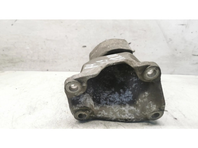 Кронштейн крепления коробки передач