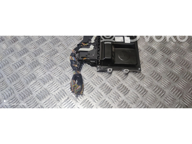 Блок управления двигателя 32242004   Volvo XC90
