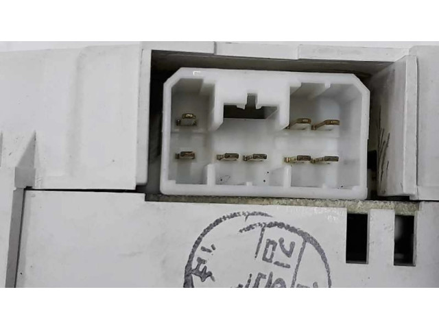 Přístrojová deska Chevrolet Lacetti 2005 96438561