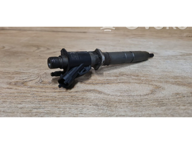 Форсунка 31272690    Volvo V70  D5244T10 