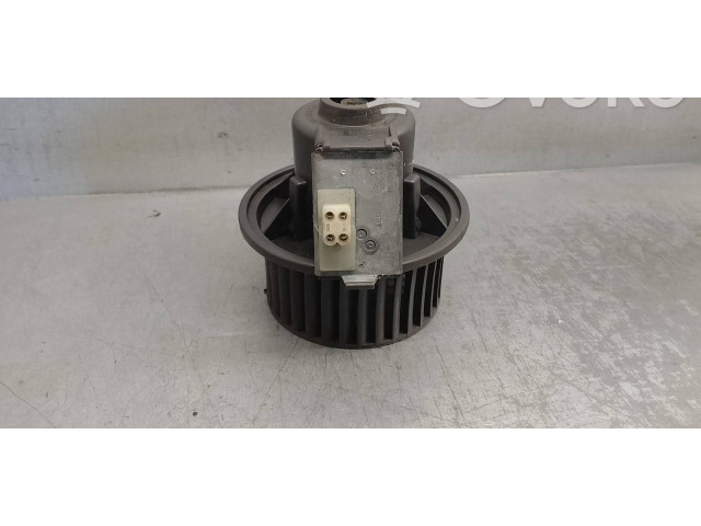 Вентилятор печки 191819021 Volkswagen Golf SportWagen