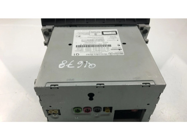 Радио/ проигрыватель CD/DVD / навигация