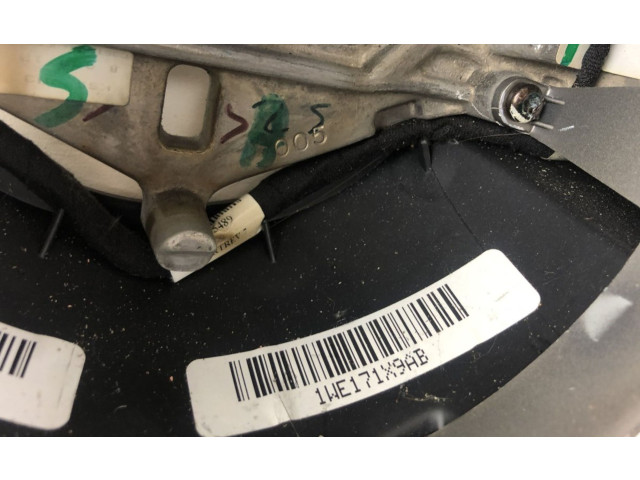 Руль Jeep Grand Cherokee 2010 - 2021 года 1TE651X9AB, 1TE651X9AB