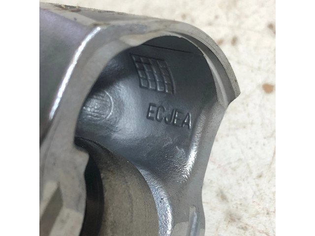 Píst ECJEA Ford Mustang VI pro benzínový motor 2.3