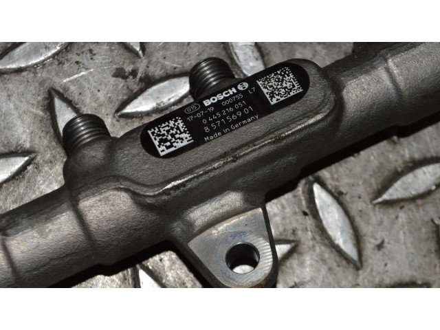 Vstřikovací lišta 8643665, 8601016   BMW 7 G11 G12  pro benzínový motor 4.4 N63 B44 C 