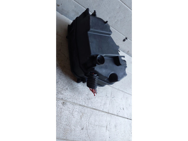 Pojistková skříňka Audi Q7 4L 2007