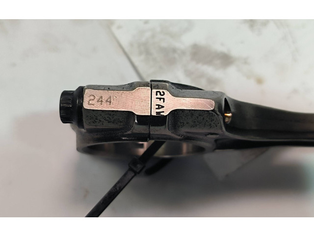 Шатун  2FAW    Maserati Quattroporte  