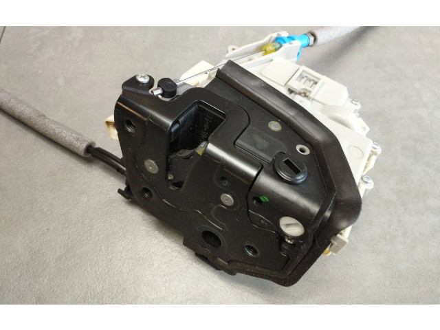 Zámek zadních dveří 8K0839016E Audi A3 S3 8V 2014