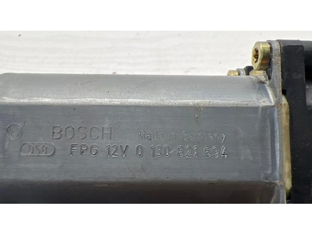 Передний двигатель механизма для подъема окон