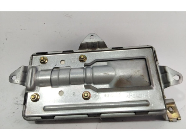 Подушка безопасности водителя 1683600205 Mercedes-Benz A W168