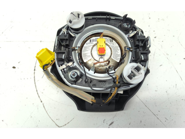 Подушка безопасности водителя 1KM880201A Volkswagen Jetta VI