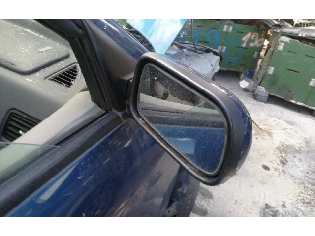 Zpětné zrcátko  Nissan Primera 2000    