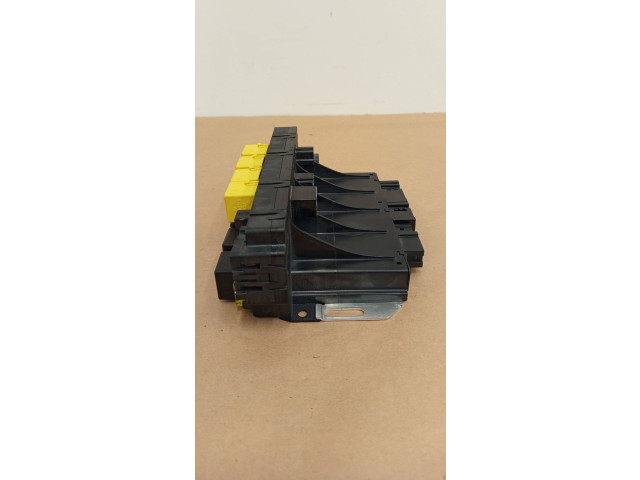 Блок предохранителей  A2305450832, 05045117   Mercedes-Benz SL R230    