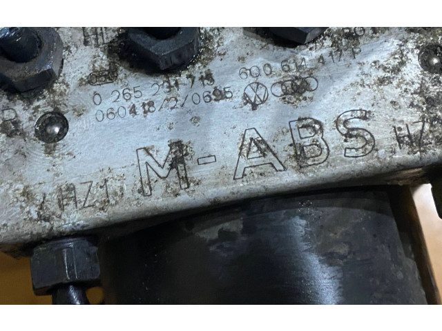 Блок АБС 6Q0907379AG, 0265800512 Skoda Fabia Mk1 (6Y) 1999 - 2007 года