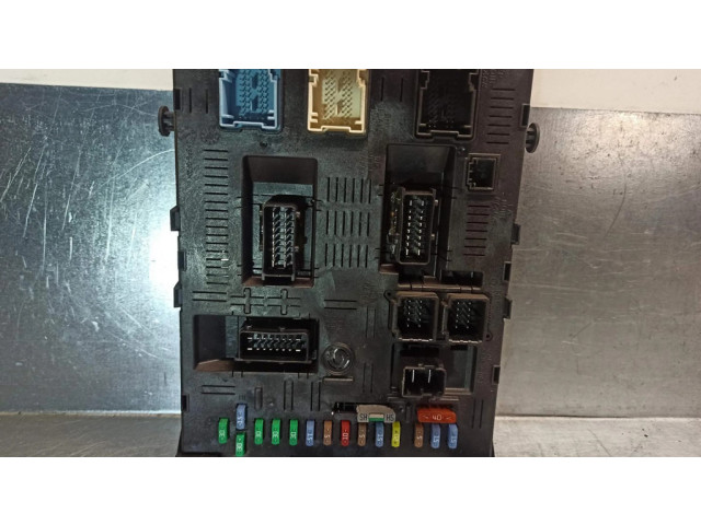 Pojistková skříňka 9661940480, JOHNSON CONTROLS Peugeot 307 2004