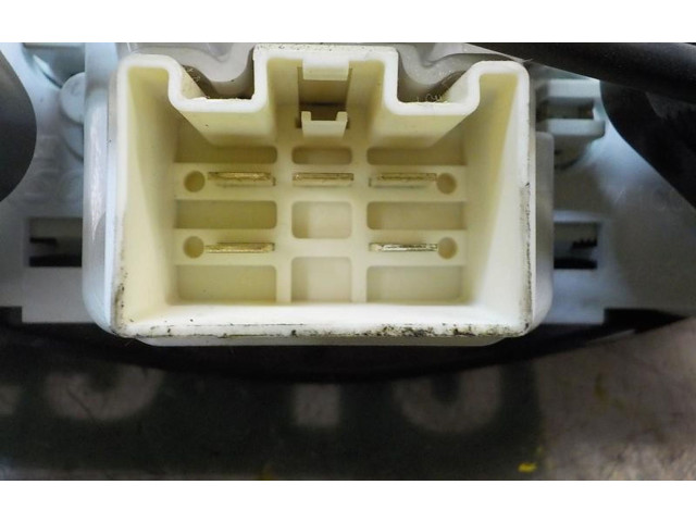 Модуль блока управления кондиционером 275102784R   Dacia Dokker