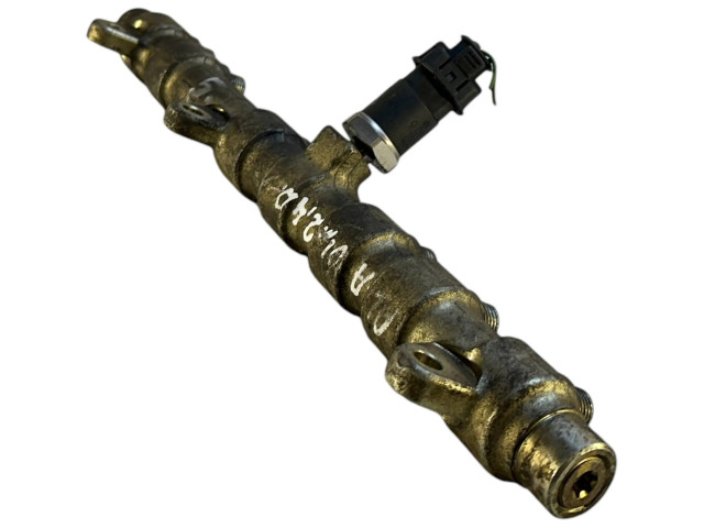 Топливная рампа 0445214018 Alfa Romeo 156 2.4