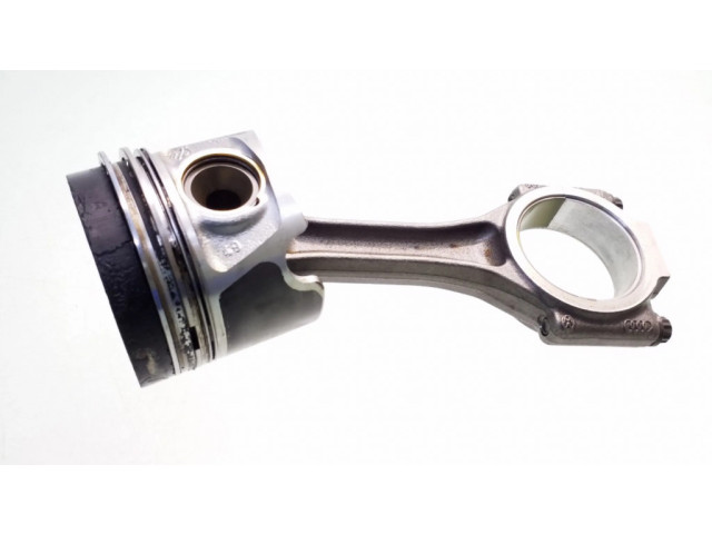 Píst N580, 038J Audi A4 S4 B8 8K pro naftový motor 2.0 cgl