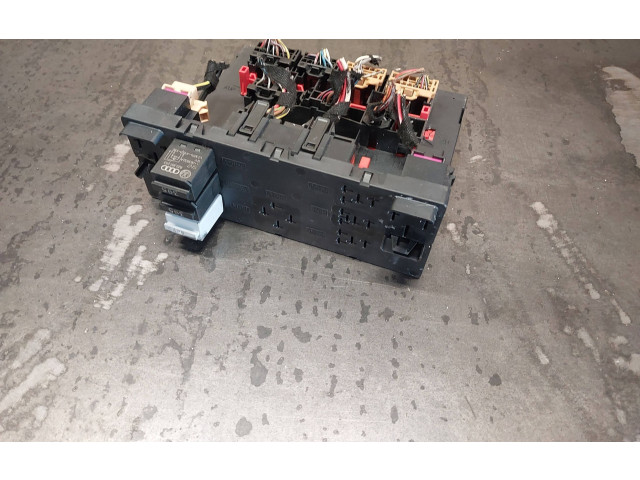 Блок комфорта 8P0907279E   Audi A3 S3 8P   