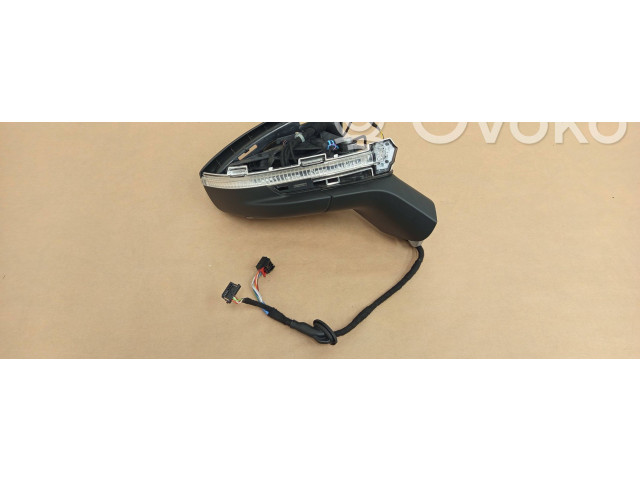 Зеркало электрическое        Skoda Karoq  2017 -  года   