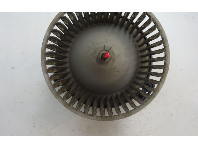 Вентилятор печки Mitsubishi Montero