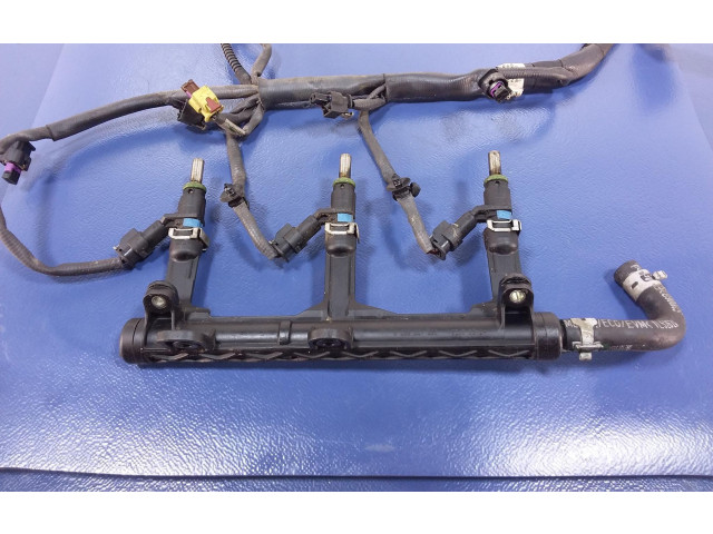 Vstřikovací lišta 06E133682C, 06E133682C Audi A8 S8 D4 4H CREC