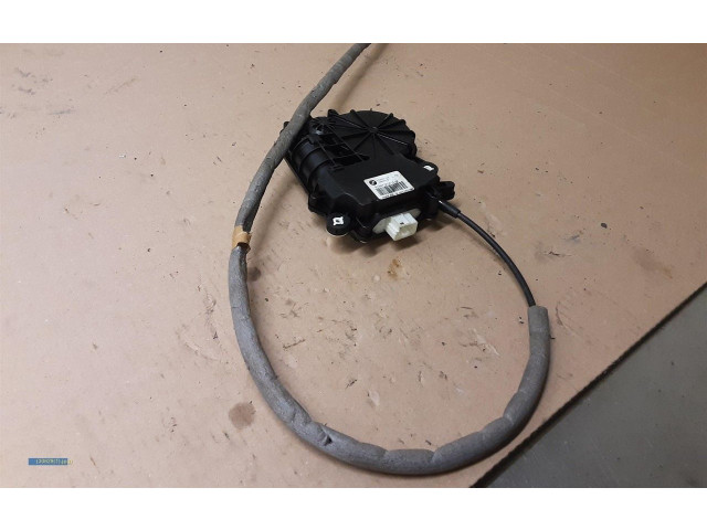 Zámek zadních dveří BMW 7 F01 F02 F03 F04 2010