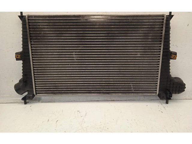 Интеркулер 4726568 Saab 9-5