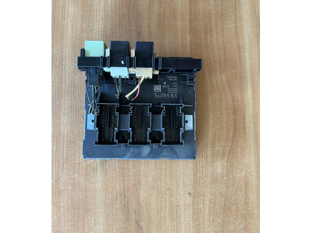 Pojistková skříňka Volkswagen Caddy 2012