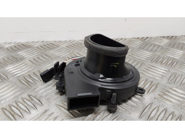 Вентилятор блока управления двигателем