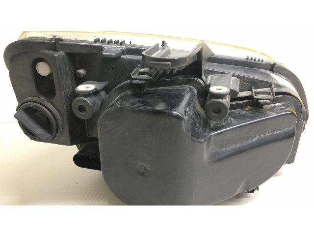 Передняя фара