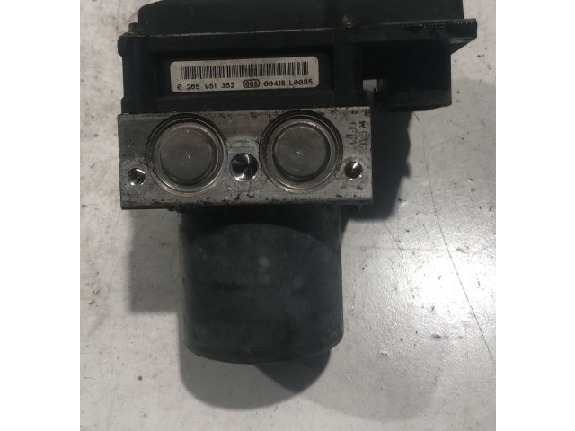 Блок АБС    Mercedes-Benz  A W169  2004 - 2012 года