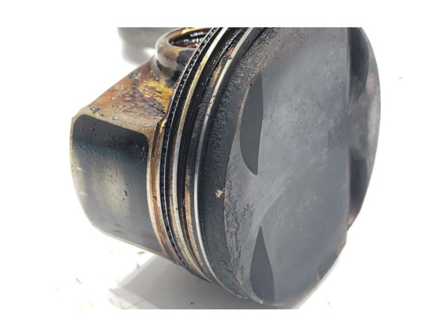 Поршень с шатуном CZD Skoda Octavia Mk3 (5E)