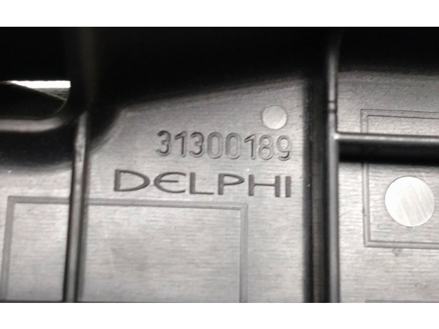 Блок предохранителей  13800159, 31300189   Volvo V70    