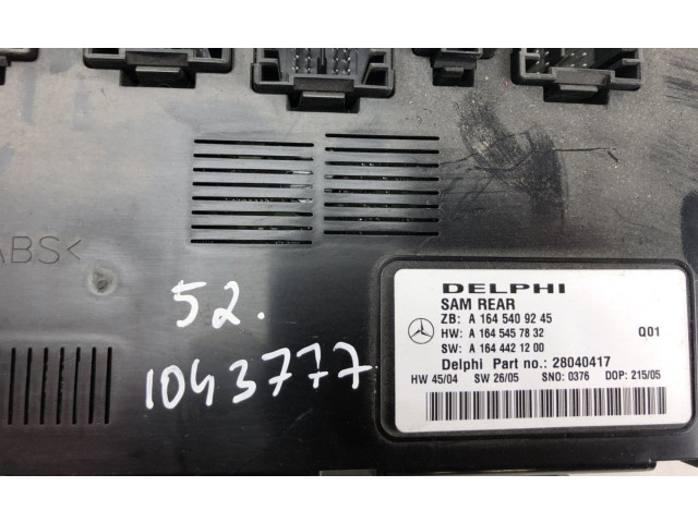 Блок предохранителей  28073722, A1644404301   Mercedes-Benz R W251    