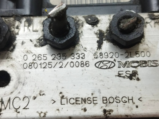 Jednotka ABS 589202L500, 0265235333 Hyundai i30 2008