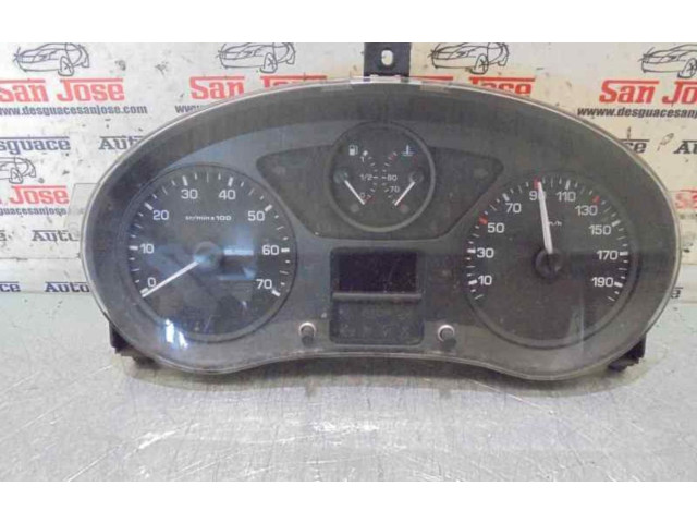 Přístrojová deska Citroen Berlingo 2002 YUKK6141