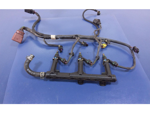 Vstřikovací lišta 06E133682C, 06E133682C Audi A8 S8 D4 4H CREC