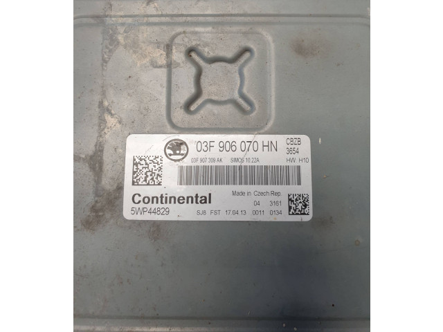 Řídící jednotka 03F906070HN, 5WP44829 Skoda Roomster (5J) 2013
